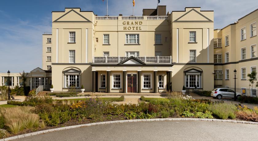 Hotel The Grand Malahide Dublin Bagian luar foto